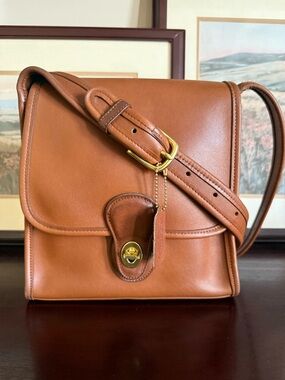 Vintage Coach Shelburne 9038